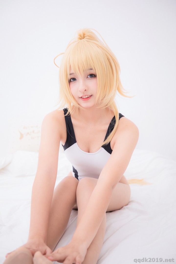 Coser-Swimingthedrea-061.jpg