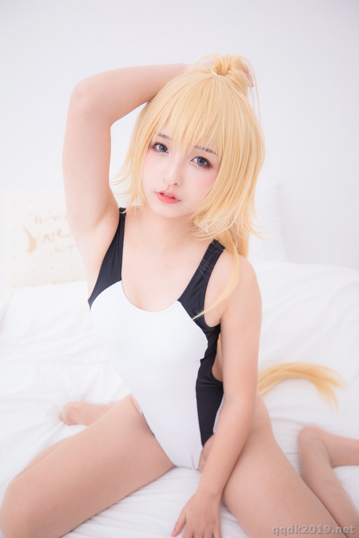 Coser-Swimingthedrea-050.jpg