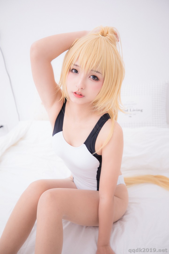 Coser-Swimingthedrea-051.jpg