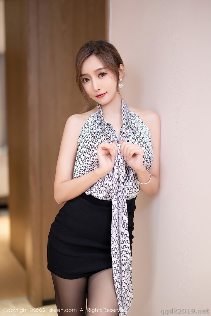 XIUREN-No.5325-Yanni-Wang-Xin-Yao-013.jpg