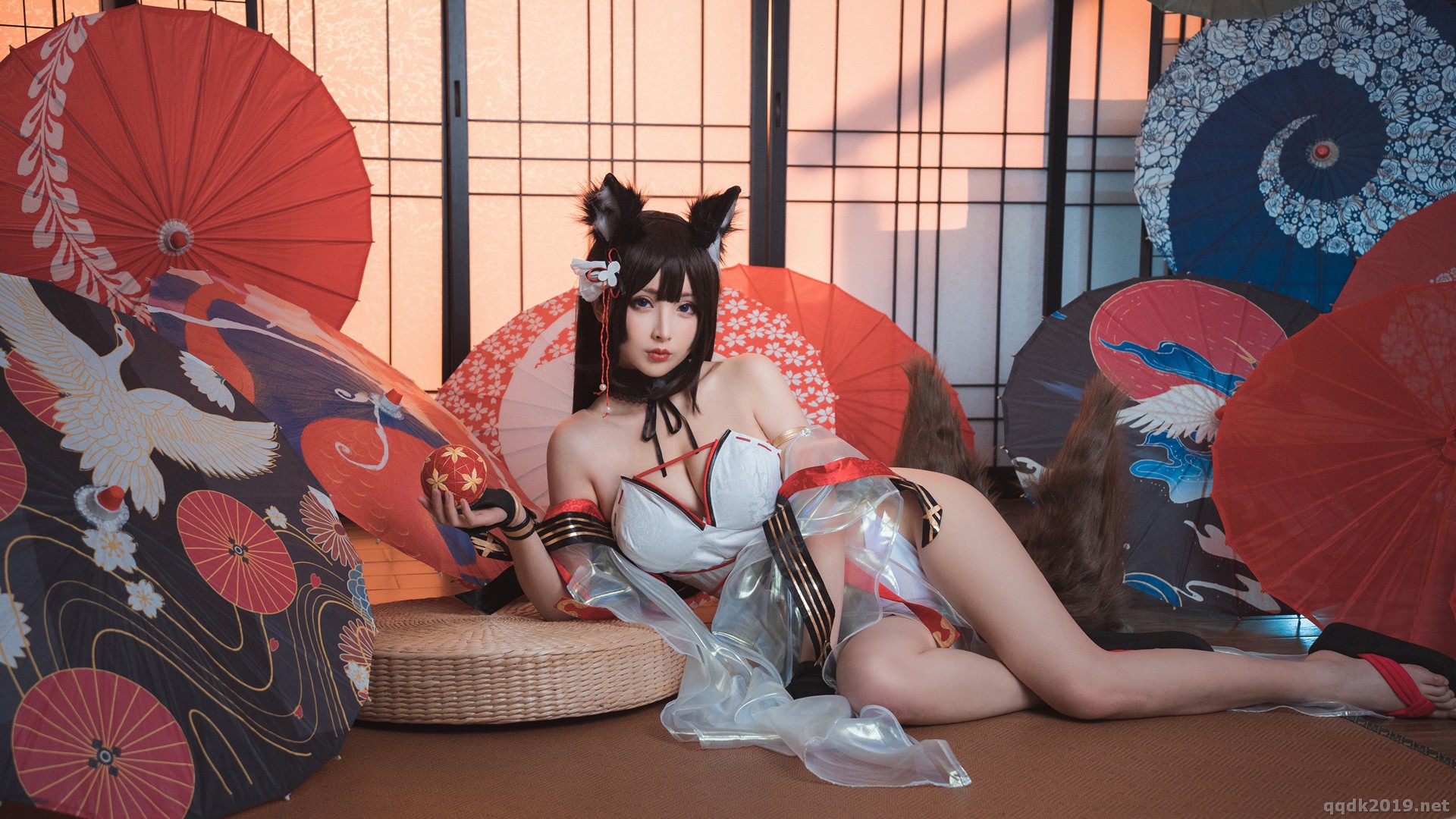 Coser-rioko-Azurlane-Amagi-014.jpg