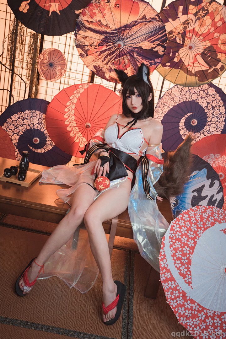 Coser-rioko-Azurlane-Amagi-019.jpg