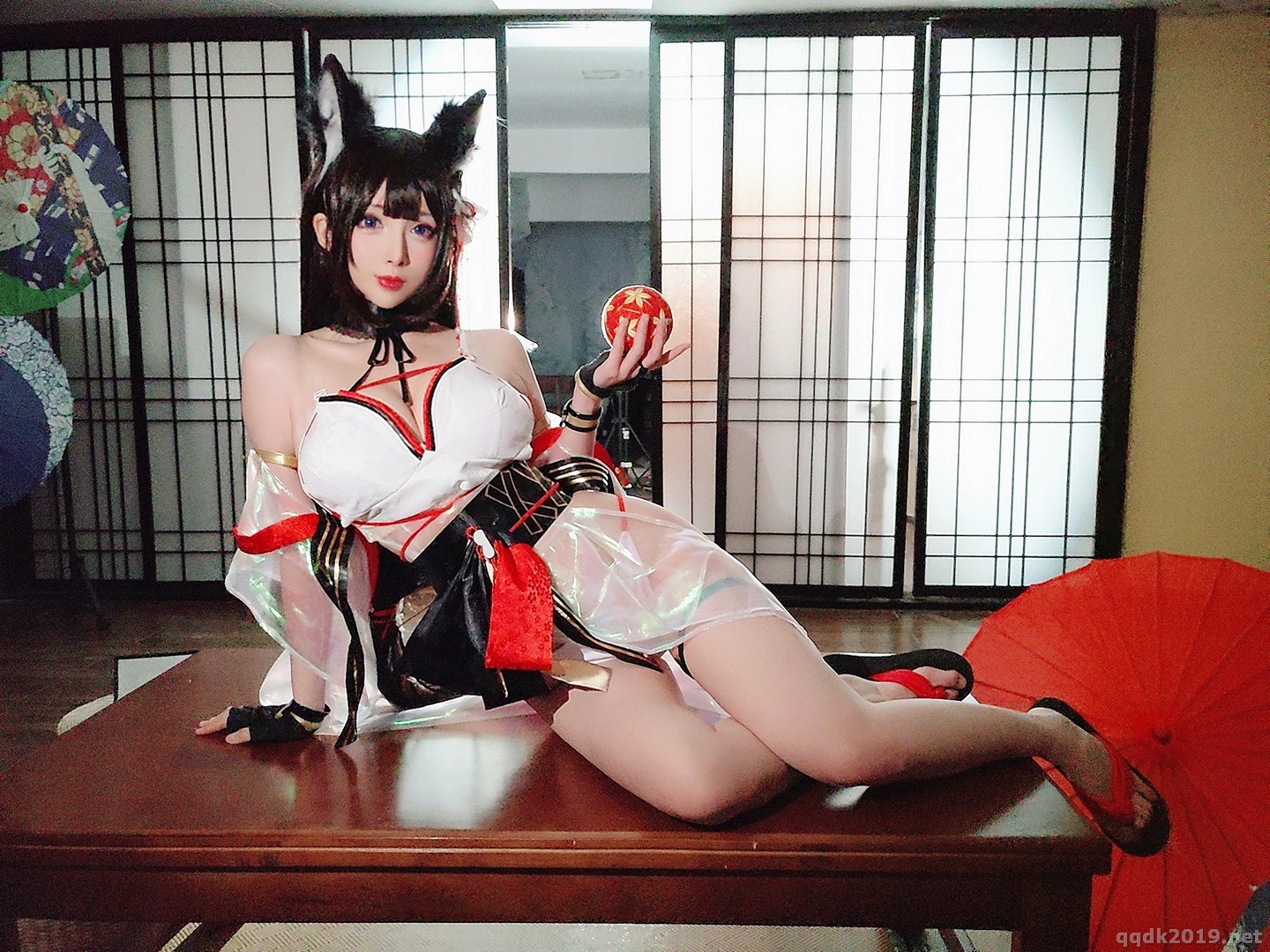 Coser-rioko-Azurlane-Amagi-026.jpg