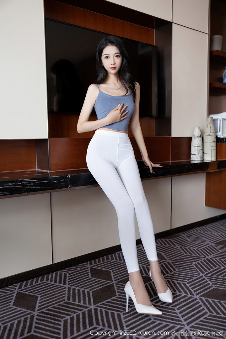 XIUREN-No.5351-Lin-Yue-Yi-001.jpg