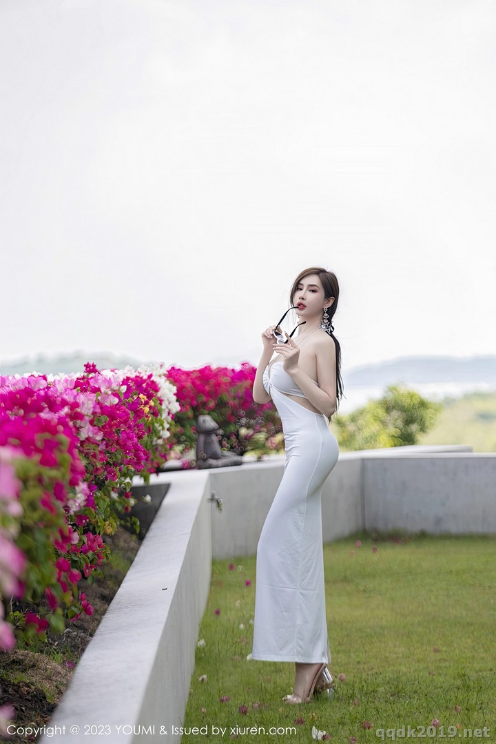 YouMi-Vol.931-Zhou-Yan-Xi-Carol-007.jpg