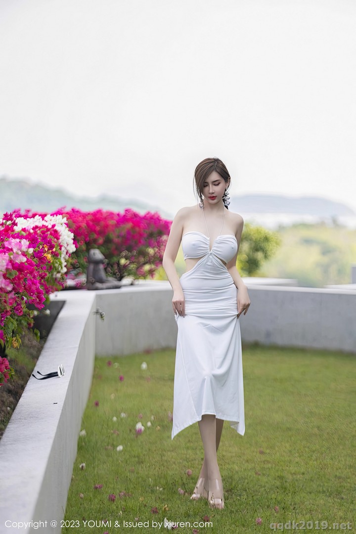 YouMi-Vol.931-Zhou-Yan-Xi-Carol-008.jpg