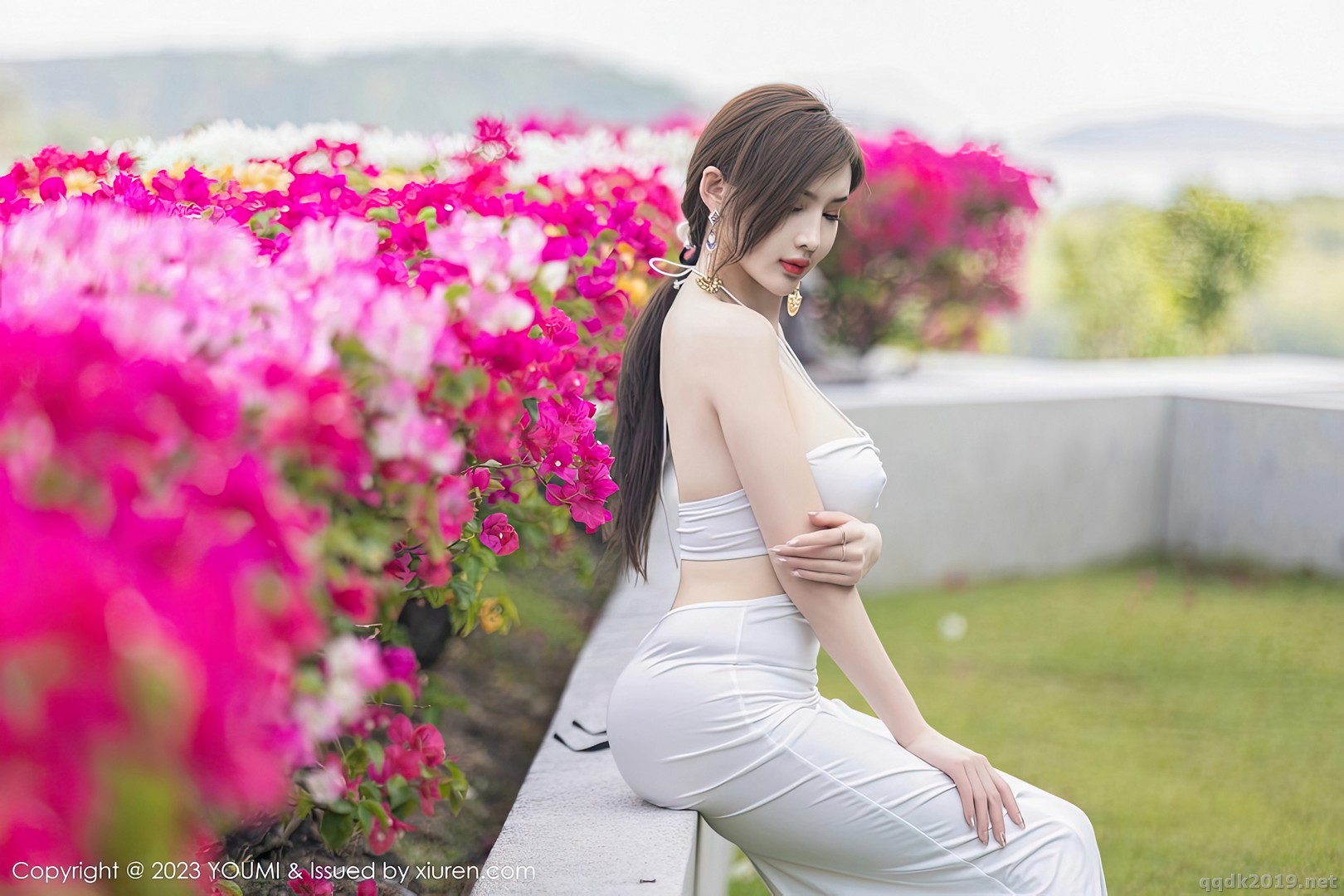 YouMi-Vol.931-Zhou-Yan-Xi-Carol-010.jpg