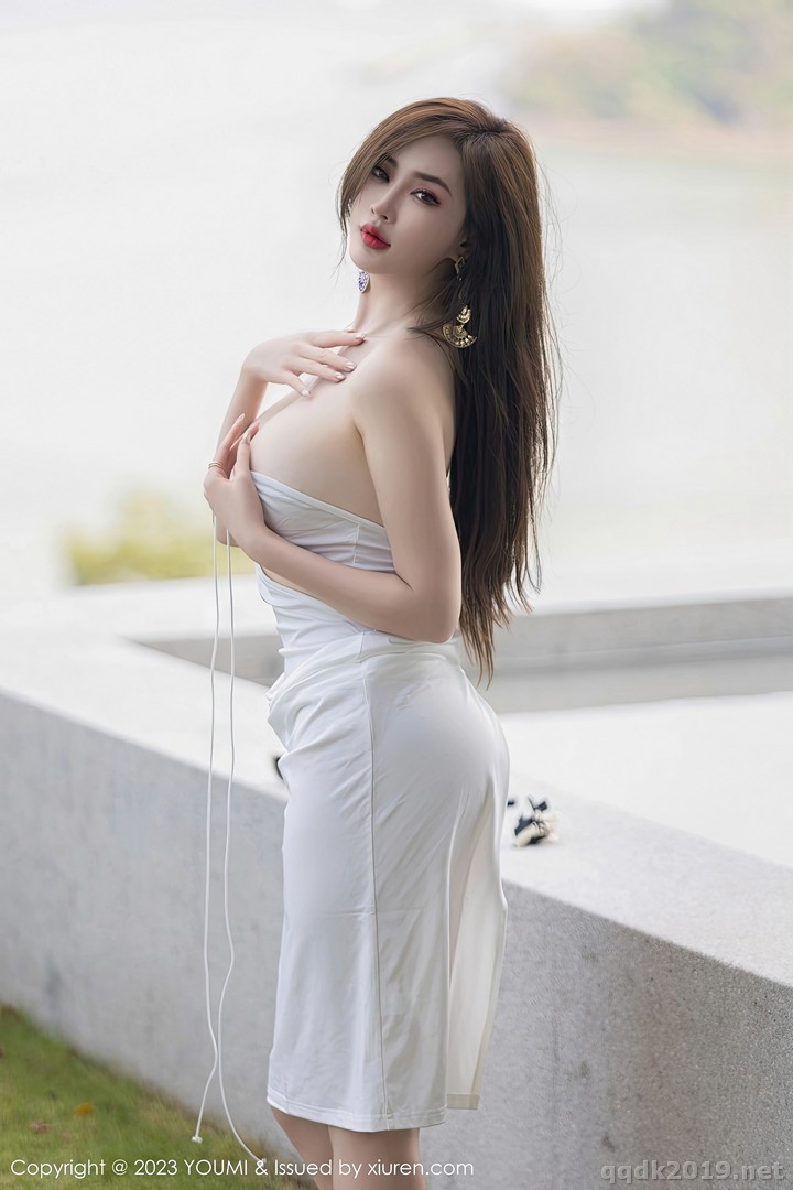 YouMi-Vol.931-Zhou-Yan-Xi-Carol-019.jpg
