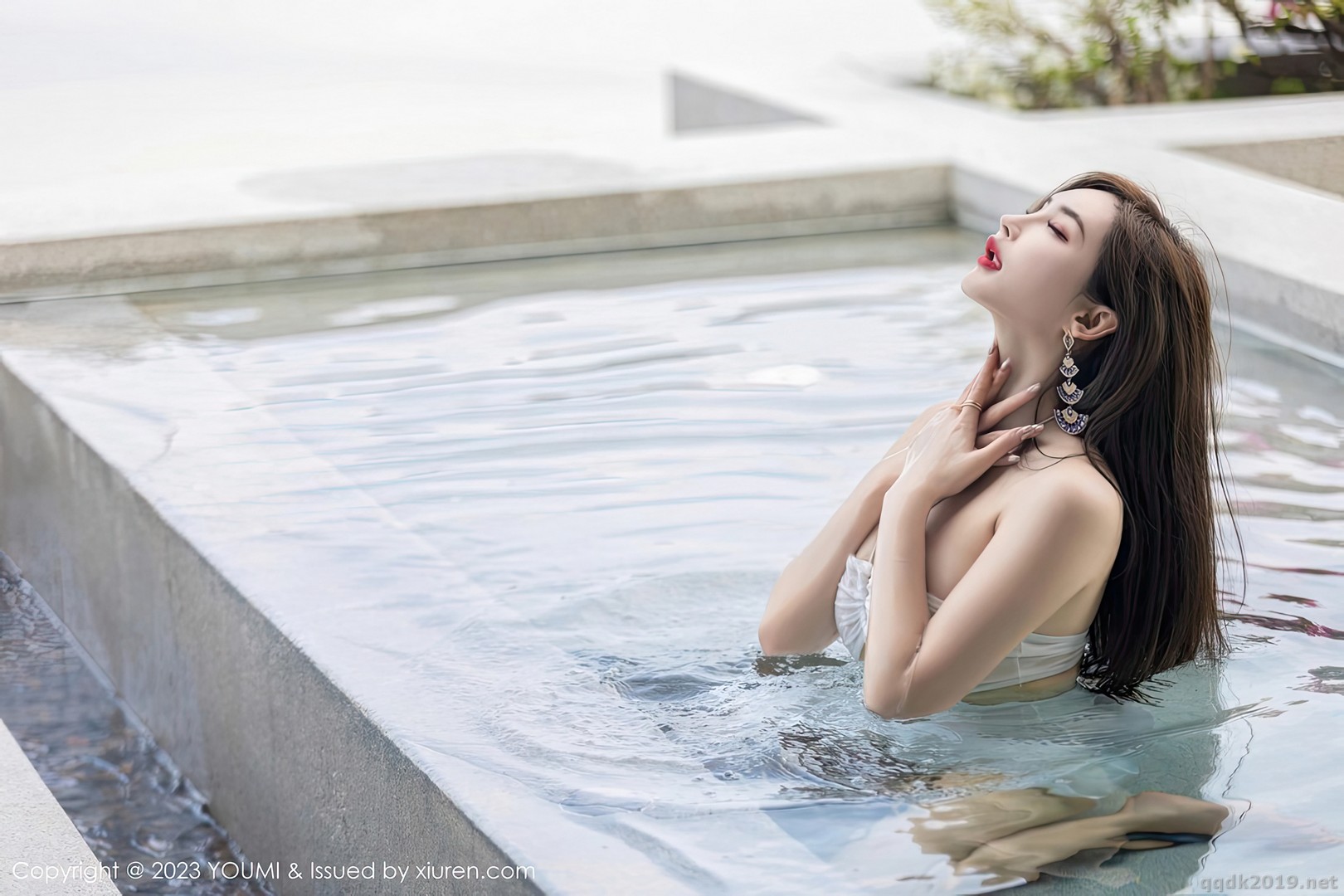 YouMi-Vol.931-Zhou-Yan-Xi-Carol-064.jpg
