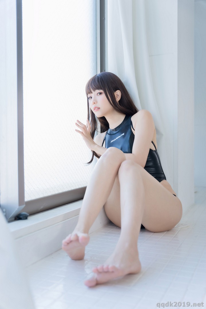 Coser-Ely-eee-ElyEE-Racing-Swimsuit-019.jpg