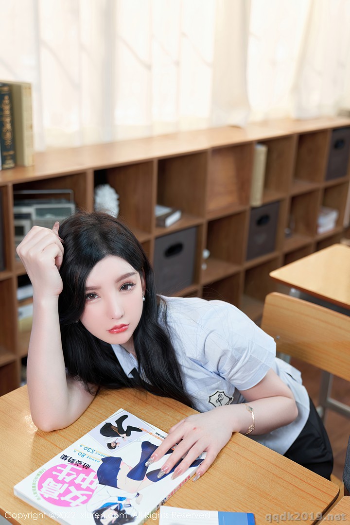 XIUREN-No.5452-Zhou-Yuxi-Sally-016.jpg