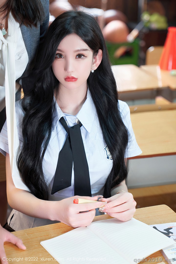 XIUREN-No.5452-Zhou-Yuxi-Sally-025.jpg