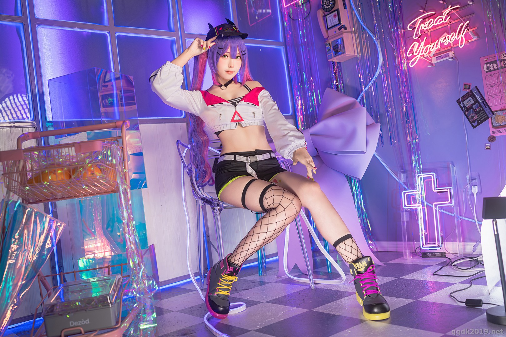 Coser-Ely-eee-ElyEE-Towa-Tokoyami-029.jpg
