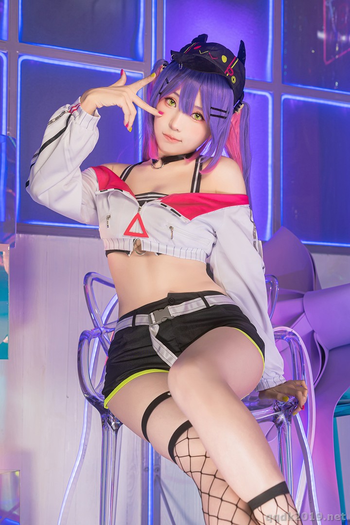 Coser-Ely-eee-ElyEE-Towa-Tokoyami-031.jpg