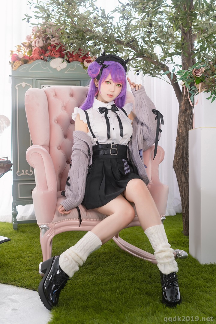 Coser-Ely-eee-ElyEE-Towa-Tokoyami-001.jpg