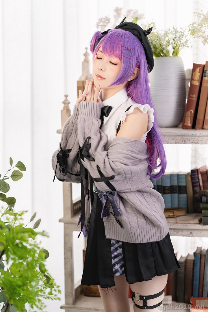 Coser-Ely-eee-ElyEE-Towa-Tokoyami-014.jpg