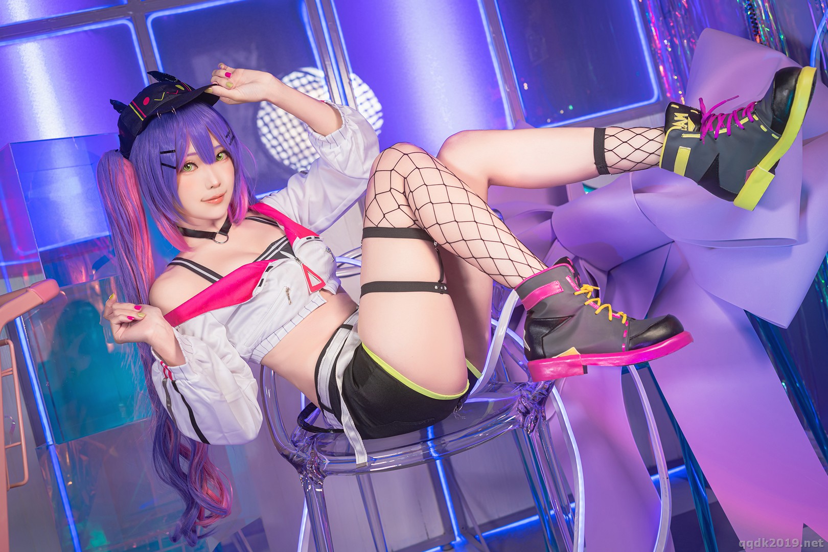 Coser-Ely-eee-ElyEE-Towa-Tokoyami-039.jpg