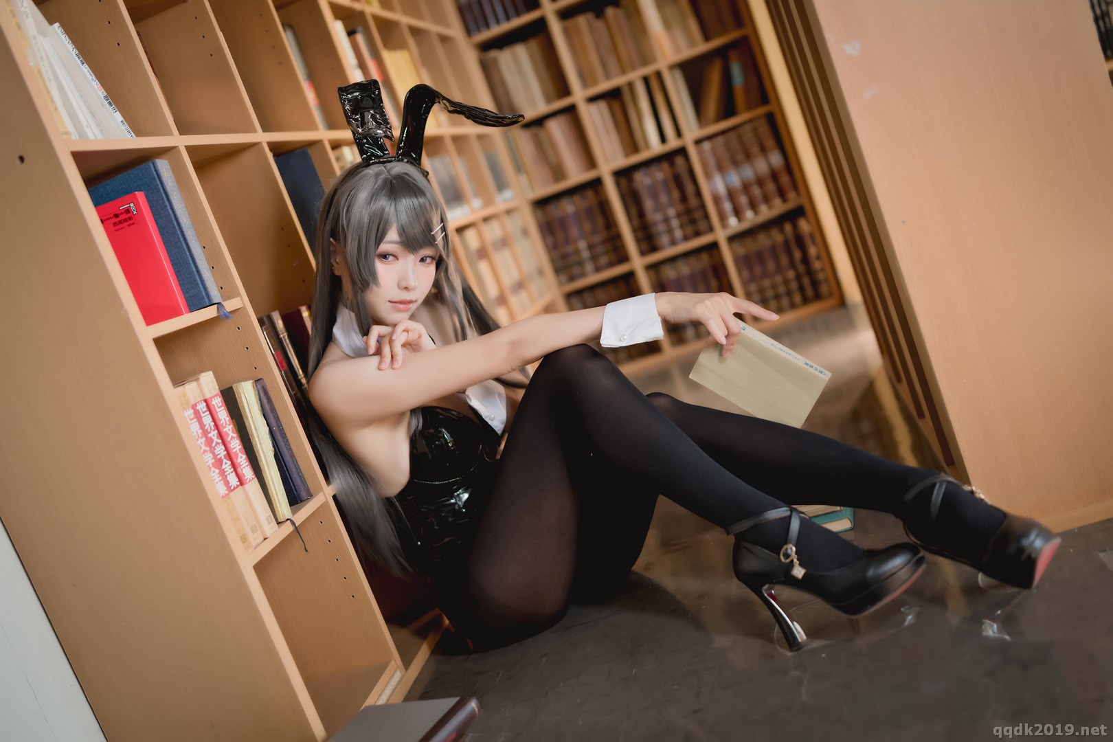 Coser-Ely-eee-ElyEE-010.jpg