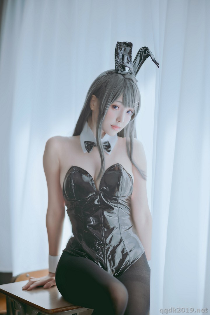 Coser-Ely-eee-ElyEE-023.jpg