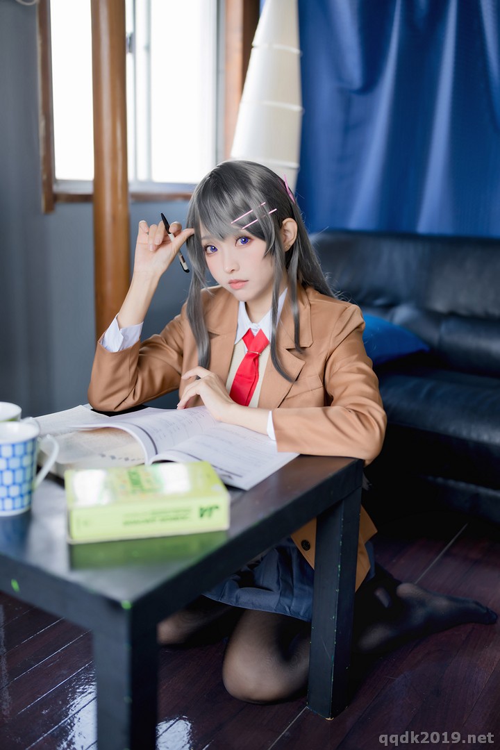 Coser-Ely-eee-ElyEE-029.jpg