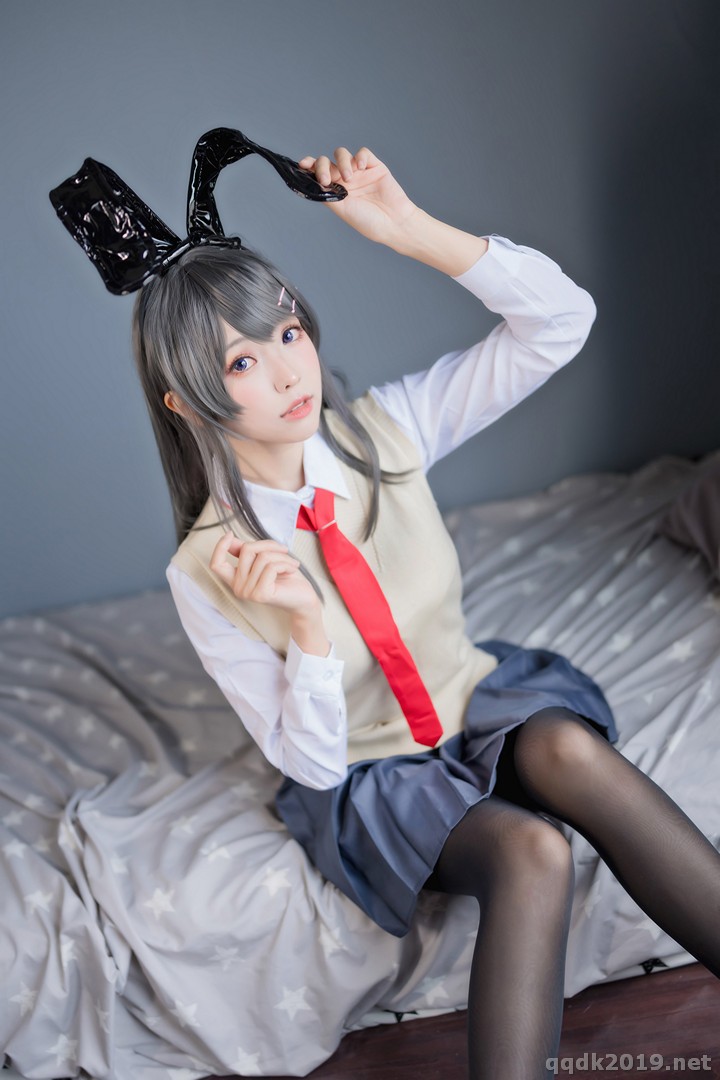 Coser-Ely-eee-ElyEE-034.jpg