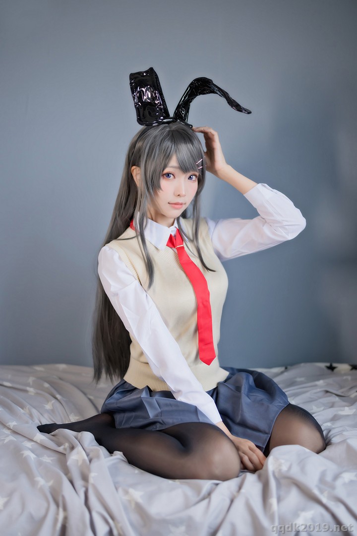 Coser-Ely-eee-ElyEE-035.jpg