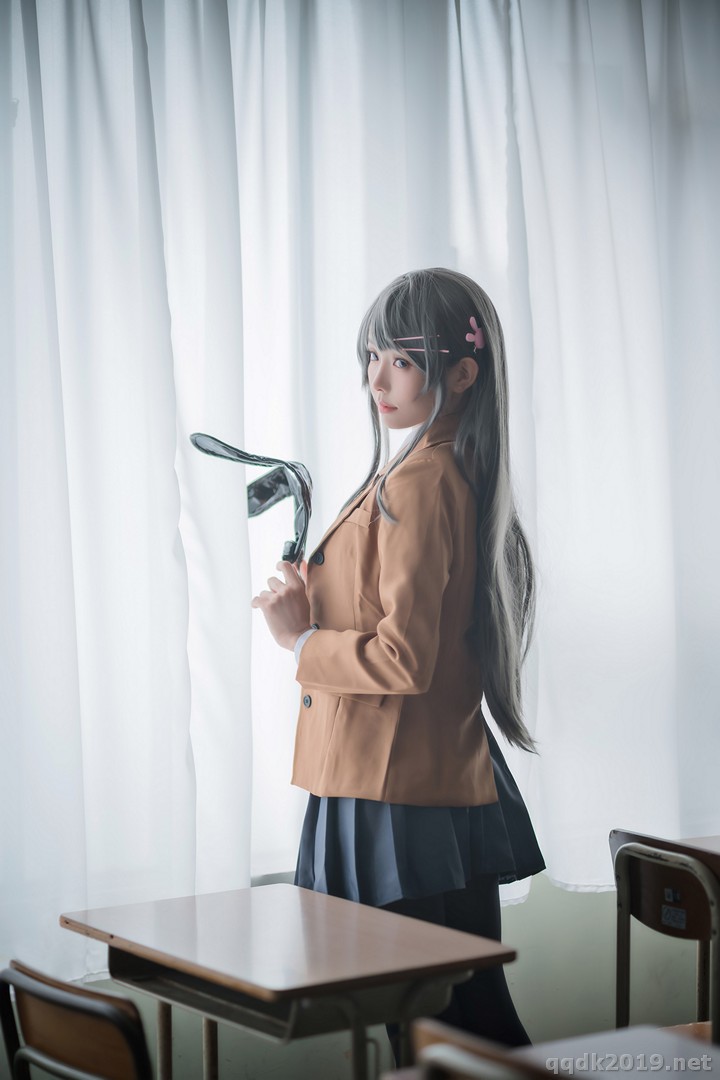 Coser-Ely-eee-ElyEE-042.jpg