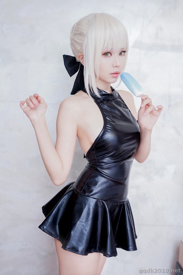 Coser-Ely-eee-ElyEE-001.jpg