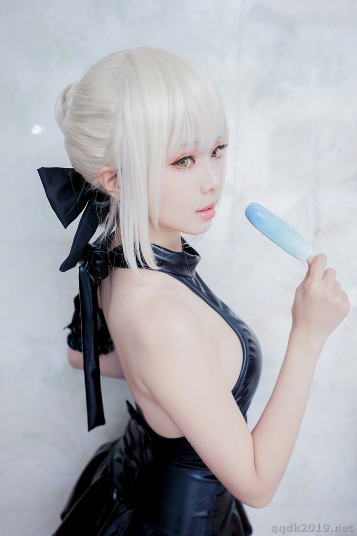 Coser-Ely-eee-ElyEE-007.jpg