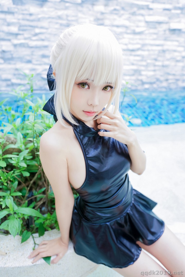 Coser-Ely-eee-ElyEE-010.jpg