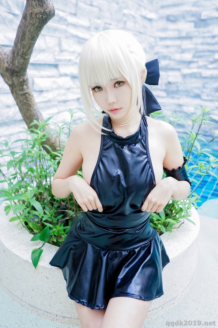 Coser-Ely-eee-ElyEE-013.jpg