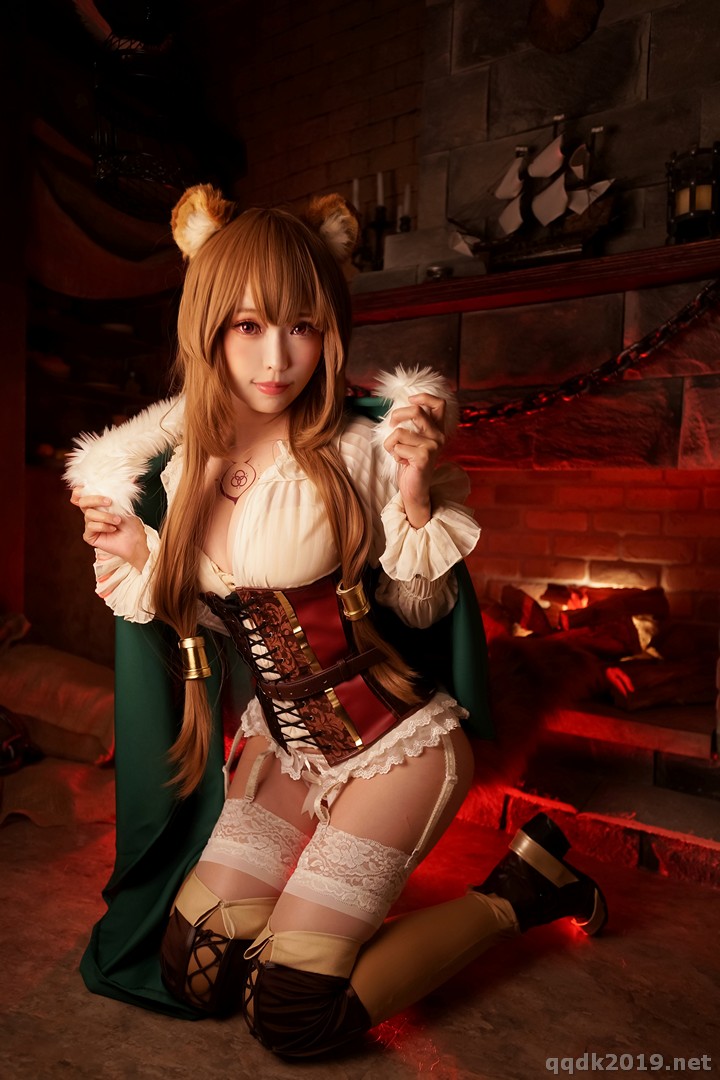 Coser-Ely-eee-ElyEE-002.jpg