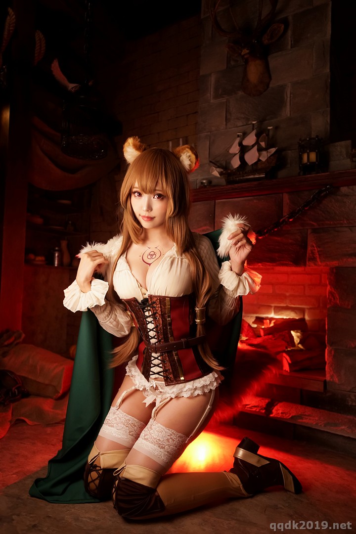 Coser-Ely-eee-ElyEE-005.jpg