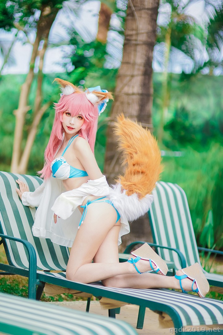 Coser-Ely-eee-ElyEE-006.jpg