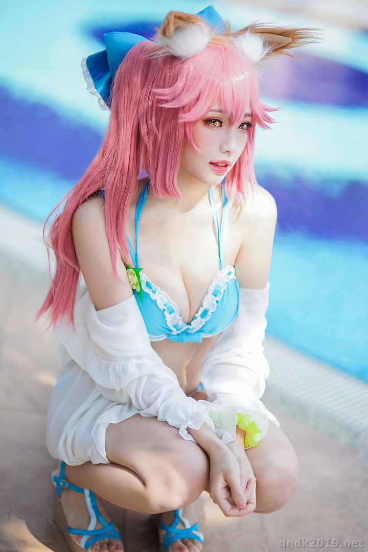 Coser-Ely-eee-ElyEE-008.jpg