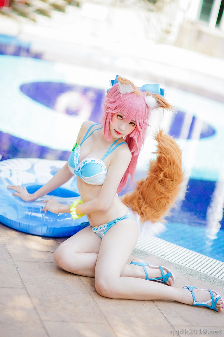 Coser-Ely-eee-ElyEE-018.jpg