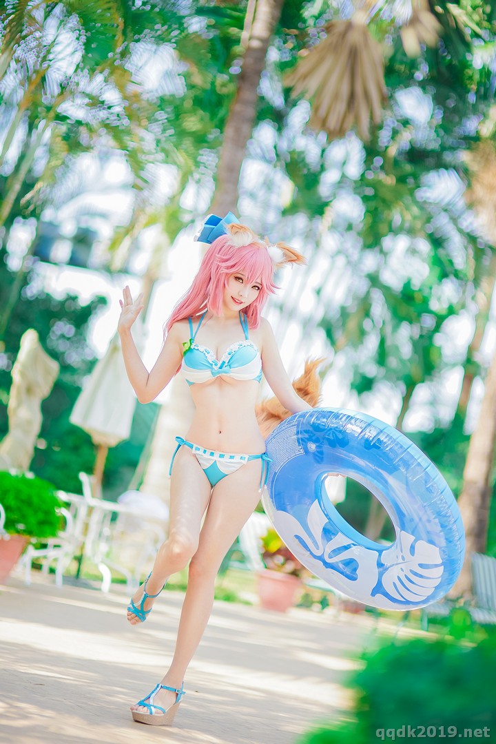 Coser-Ely-eee-ElyEE-025.jpg