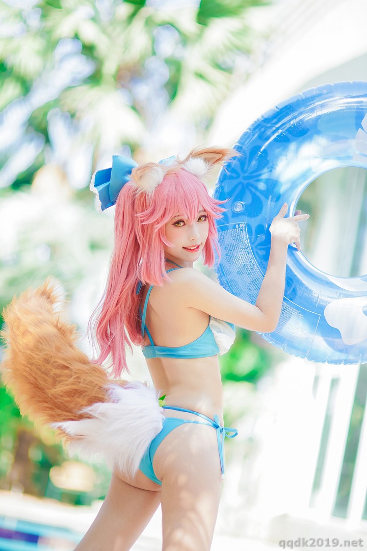 Coser-Ely-eee-ElyEE-028.jpg