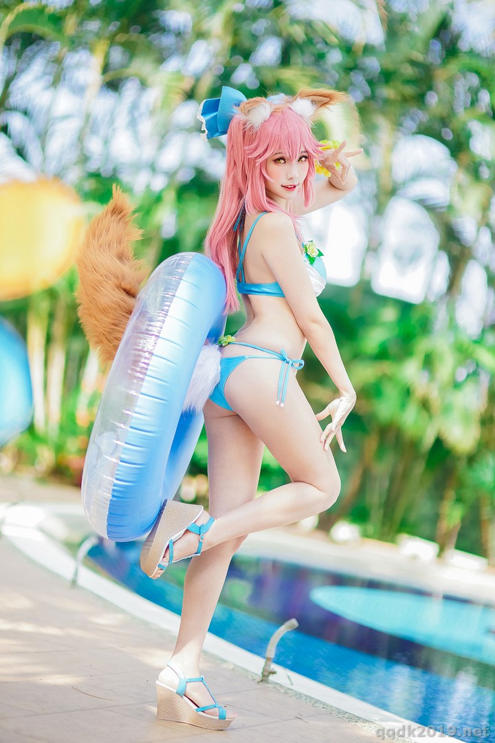 Coser-Ely-eee-ElyEE-030.jpg