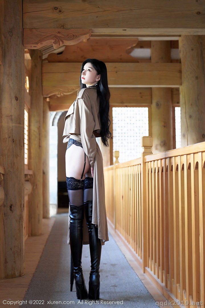 XIUREN-No.5469-Zhou-Yuxi-Sally-018.jpg