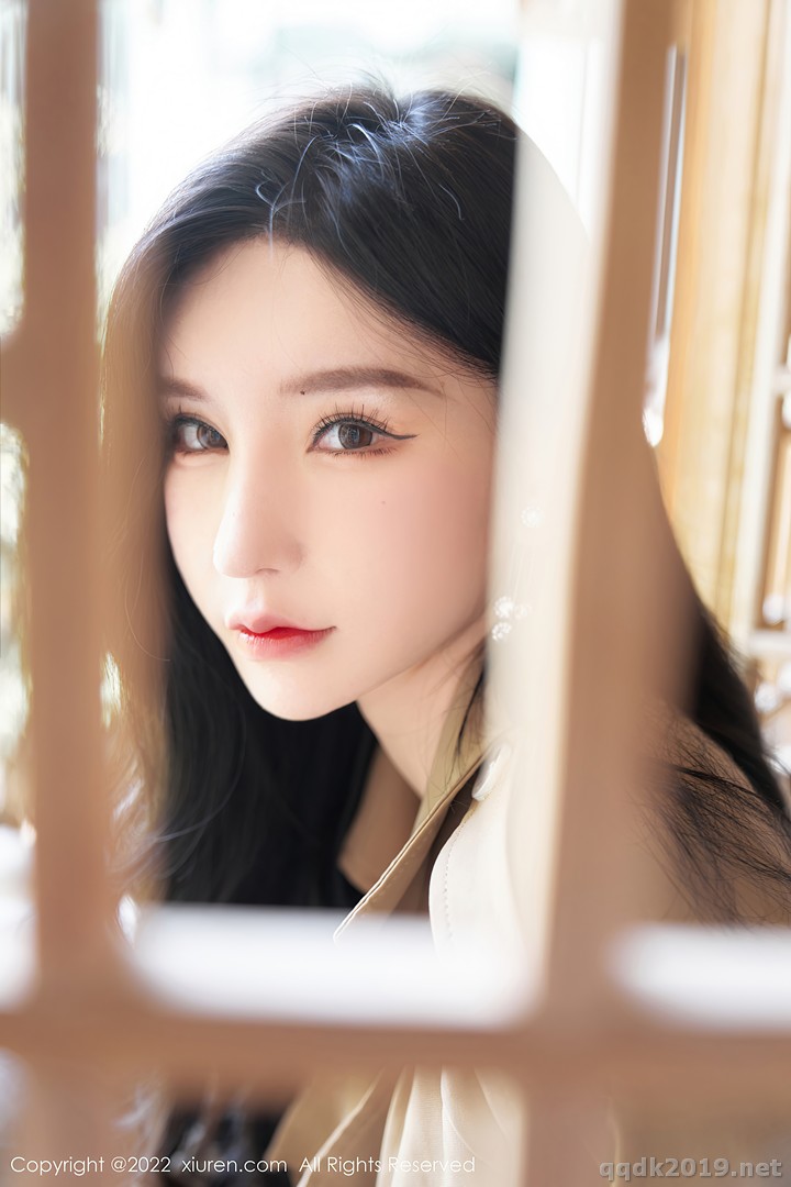 XIUREN-No.5469-Zhou-Yuxi-Sally-011.jpg