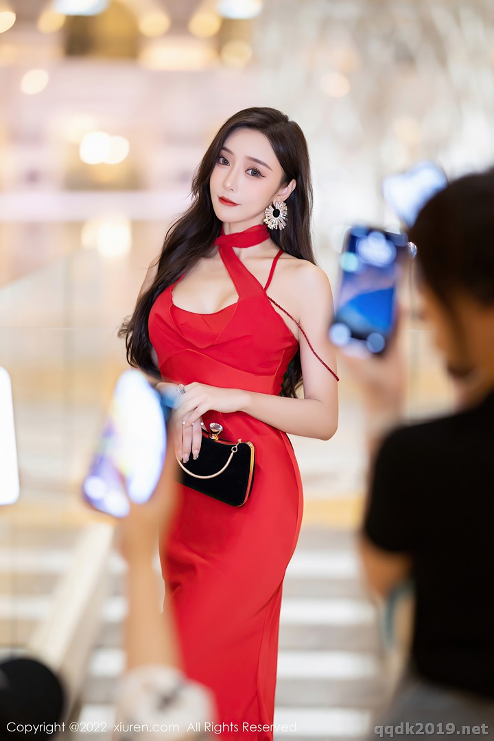 XIUREN-No.5470-Yanni-Wang-Xin-Yao-009.jpg