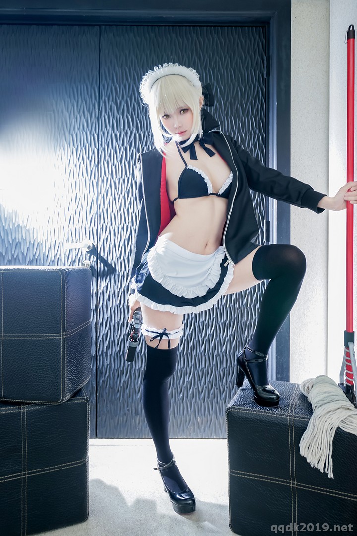 Coser-Ely-eee-ElyEE-004.jpg