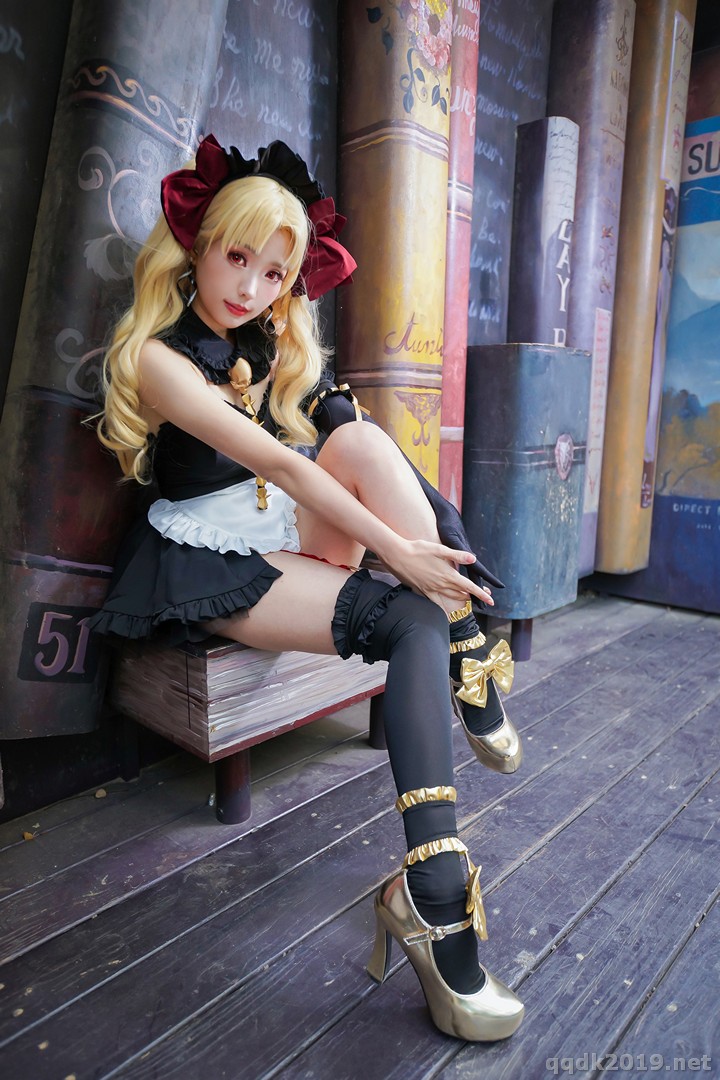 Coser-Ely-eee-ElyEE-014.jpg