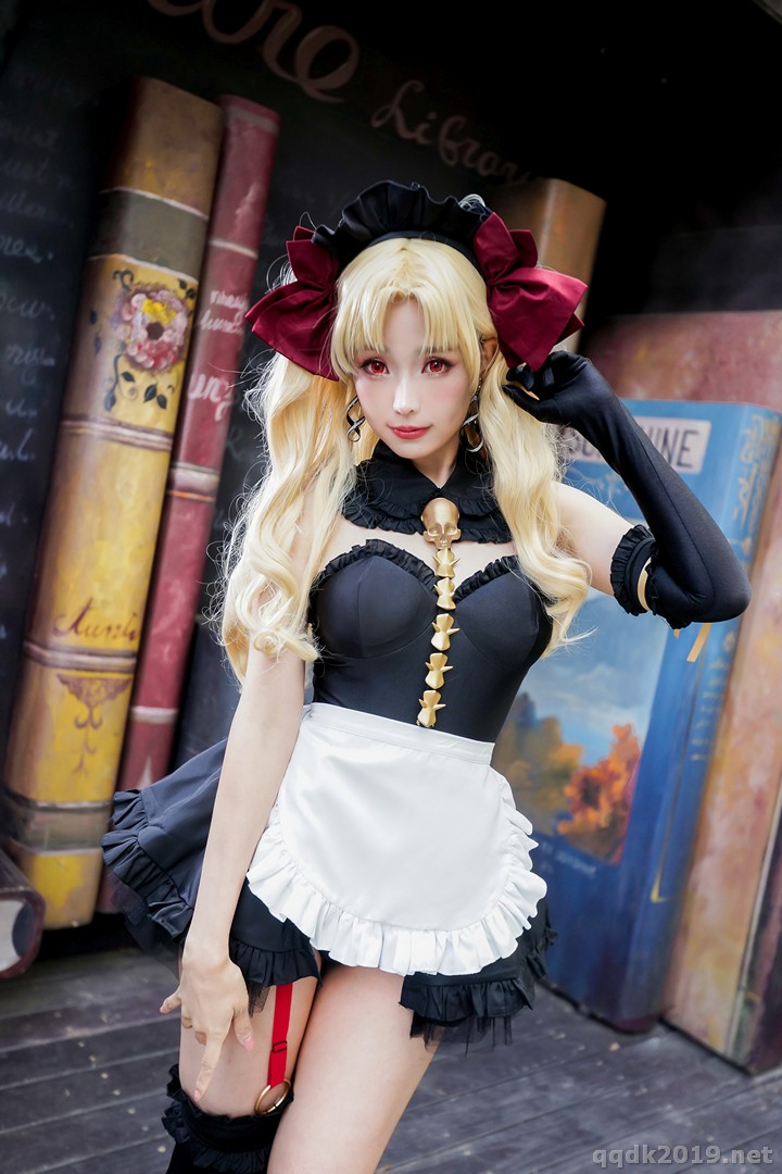 Coser-Ely-eee-ElyEE-004.jpg
