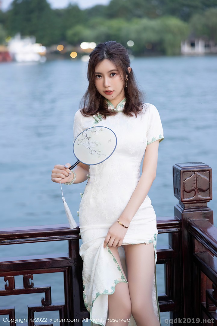XIUREN-No.5468-Ula-Qi-Li-Jia-011.jpg