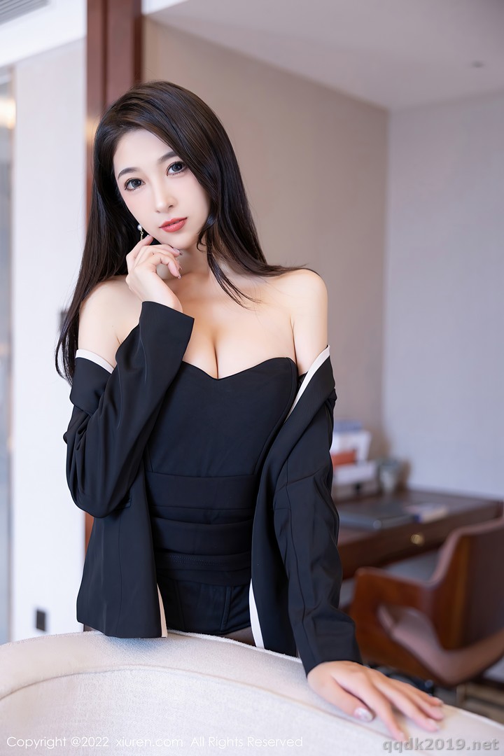 XIUREN-No.5473-Lin-Yue-Yi-048.jpg