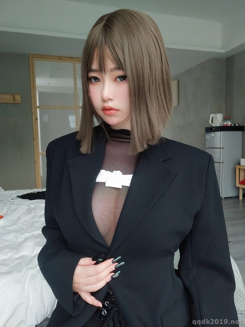 Coser-K-005.jpg