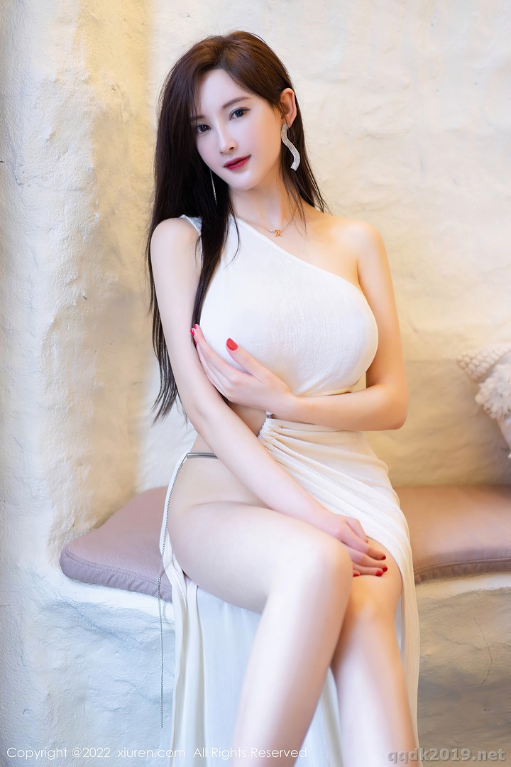 XIUREN-No.5502-Tu-Fei-Yuan-Ai-Cuo-Qiong-002.jpg
