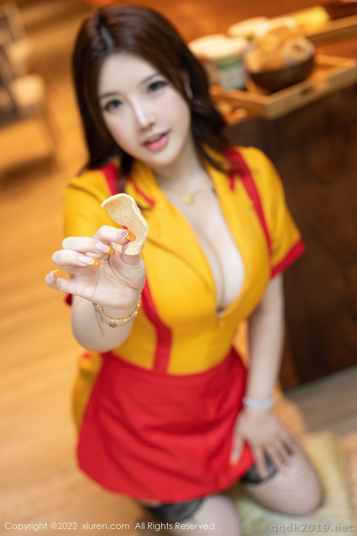 XIUREN-No.5509-Rena-010.jpg